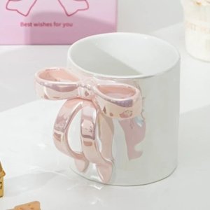 Kubek ceramiczny biały perłowy z różową kokardą 350ml 1szt CUP23 1