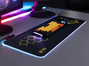 Podkładka pod klawiaturę i mysz TRACER GAMEZONE Hexy1 RGB (80/30/0,4) 10