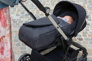 MIĘKKA GONDOLA TORBA DO PRZENOSZENIA 2W1 ONE4EVER PIRATE BLACK Chicco 6