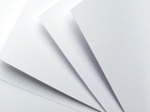 Karton biały 300g format B2 50x70 25 ark 1