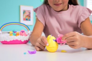 Hatchimals Alive Neon Rainbow Basket 6