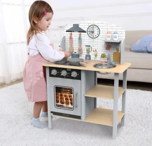 Holzküche von Tooky Toy 1