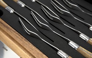 Sztućce do steków i buergerów 15 el. Orion 20