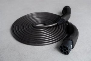 Samozwijający się kabel do ładowania Typu 2, do 22 kW, 3 m, czarny - Długość kabla 3 m 1