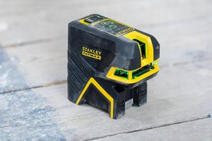ST.FATMAX CROSS LASER +5 POINT GREEN Li-ION 30m 4