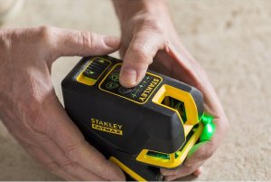 ST.FATMAX CROSS LASER +5 POINT GREEN Li-ION 30m 6