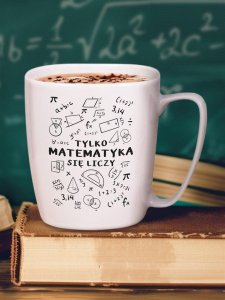 Nadwyraz.com Kubek tylko matematyka się liczy 1