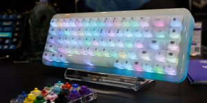 Klawiatura Akko YU01 White Jade Gaming klawiatura, RGB - 65%, V3 Piano Pro Switches, ANSI (US) 9