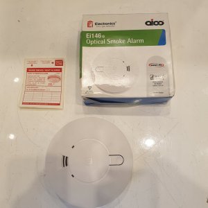 Elro LAP-SIKKERHED Czujnik dymu EI-146 230V z 9V baterią lydgiver 85 dB może być połączony dla mienia prywatnego 5-letnia gwarancja Zatwierdzony EN 14604 4