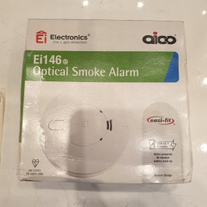 Elro LAP-SIKKERHED Czujnik dymu EI-146 230V z 9V baterią lydgiver 85 dB może być połączony dla mienia prywatnego 5-letnia gwarancja Zatwierdzony EN 14604 5