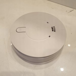 Elro LAP-SIKKERHED Czujnik dymu EI-146 230V z 9V baterią lydgiver 85 dB może być połączony dla mienia prywatnego 5-letnia gwarancja Zatwierdzony EN 14604 6