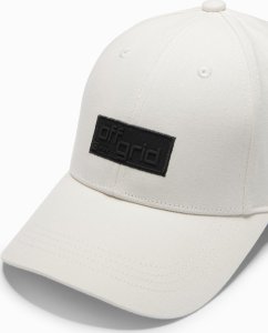 Męska czapka bejsbolówka z daszkiem i prostokątną naszywką  kremowa V2 OM-ACCS-0104 2