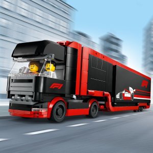 LEGO City Formula 1 F1® Ciężarówka z bolidami RB20 i AMR24 F1® 3 szt. (60445) 5