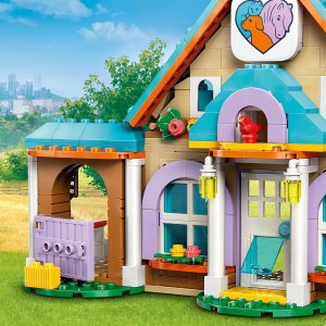 LEGO Friends Koń i lecznica dla zwierząt 3 szt. (42651) 5