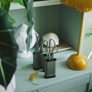 Plant care set (pruner, clipper, precision trimmer + case) 4