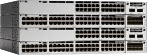 Switch Cisco Catalyst 9300 (C9300-48P-A) 1