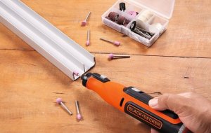 Black&Decker Narzędzie wielofunkcyjne BCRT8I-XJ 7.2 V 5