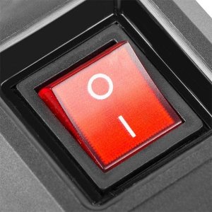 Listwa przeciwprzepięciowa 3 gniazda o długości 1,5m czarna ARcon M3 4