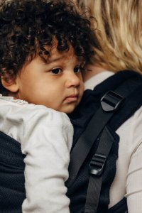 LennyLamb Nosidełko - LennyPreschool: Mała Jodełka Czarny Heban Regulowane 11