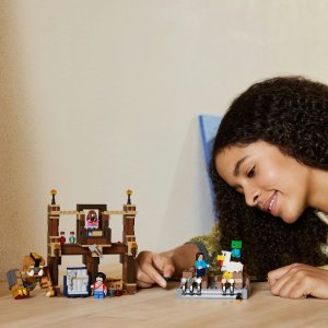 Minecraft Ring w Leśnym dworze (21272) 3