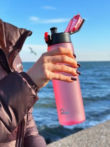 Butelka tritanowa Majestic Sport Okosei Mat 750 ml czerwona 6