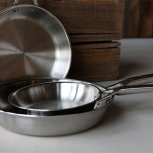 Patelnia ze stali nierdzewnej Florina Lucida 28 cm 4