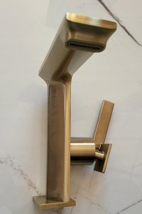 UCHWYT DO SZAFKI PODUMYWALKOWEJ IRYDA 3