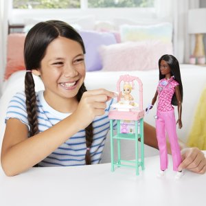 Lalka Barbie Lekarz Pediatra JCR73 MATTEL 7