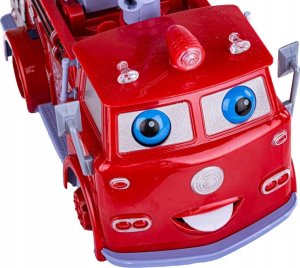 Straż Pożarna Puszczająca Bańki Mydlane 16