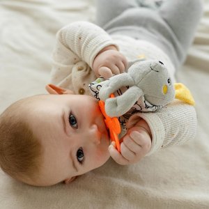 Pierwsza przytulanka, kocyk, z uchwytem do smoczka 2