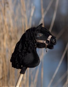 Hobby Horse Mały koń na kiju Premium - kary A4 4