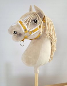 Kantar regulowany dla konia Hobby Horse A3 musztardowy białym futerkiem 1