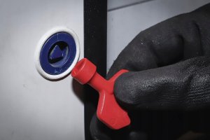 SATRA 7-PIECE VDE INSULATED SCREWDRIVER SET 3