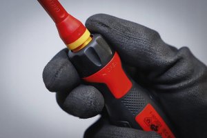 SATRA 7-PIECE VDE INSULATED SCREWDRIVER SET 7