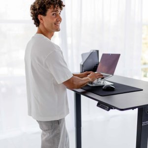 Biurko Mark Adler Leader 7.6 Black Czarne 160 cmx80 cm 6