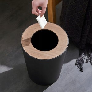 ŁAZIENKOWY KOSZ NA ŚMIECI OKRĄGŁY CZARNY MAT BAMBUS LOFT TOALETA WC 1