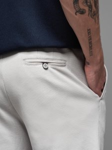 Krótkie spodenki męskie SLIM FIT z melanżowej strukturalnej dzianiny  jasnoszare V5 OM-SRCS-0166 M 6