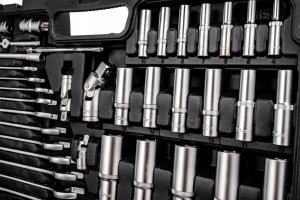 Zestaw narzędzi 216+6el. 1/4", 3/8", 1/2" (8-22mm) 10