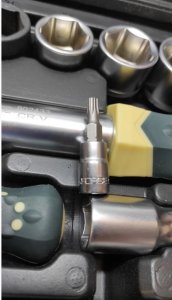 Zestaw narzędzi 125+6el. 1/4", 3/8", 1/2" Premium 7