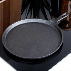 PATELNIA ŻELIWNA 26cm DO NALEŚNIKÓW CAST LINE 199069 5