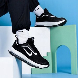 Nike BUTY MĘSKIE NIKE AIR MAX AP CZARNE LATO CU4826 40,5 2