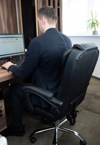 Krzesło biurowe Fotel biurowy z podnóżkiem czarny 16