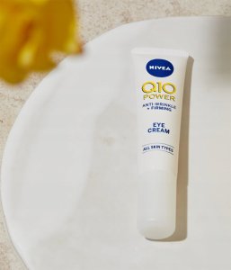 Krem pod oczy przeciwzmarszczkowy NIVEA Q10 2