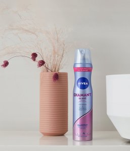 NIVEA DIAMOND GLOSS CARE Lakier do włosów - mocny i trwały 250ml 3