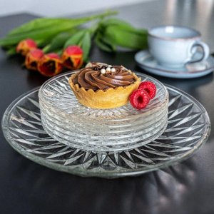 Talerzyki deserowe 15 cm i patera 25 cm szklane Altom Stella zestaw 7 sztuk spodek na ciasto deser 1