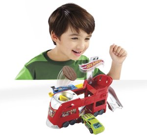 Mattel Tor samochodowy FJN39 2