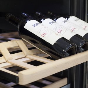 Chłodziarka do wina Caso Caso | Wine Cooler | WineComfort 1260 Smart | Energy efficiency class G | Free standing | Bottles capacity 126 | Nerūdijantis plienas/Juodas 3
