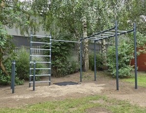 Drabinka gimnastyczna ogrodowa z drążkiem, poręczami i liną OCYNK Street workout UNDERFIT UF11683 12