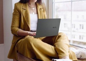 Laptop Asus ZenBook 14 Q415 / Q415MA-U5512 / Intel Ultra 5 / 8GB / SSD 1TB / Intel Graphics / WUXGA / OLED / Dotyk / Win 11 5