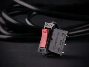 Listwa przeciwprzepięciowa SVEN SF-06E 1,8 m, (6 gniazd) czarna 8